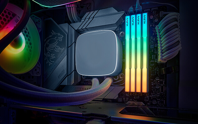 KLEVV CRAS V RGB White DDR5 memory installed on a compatible desktop platform