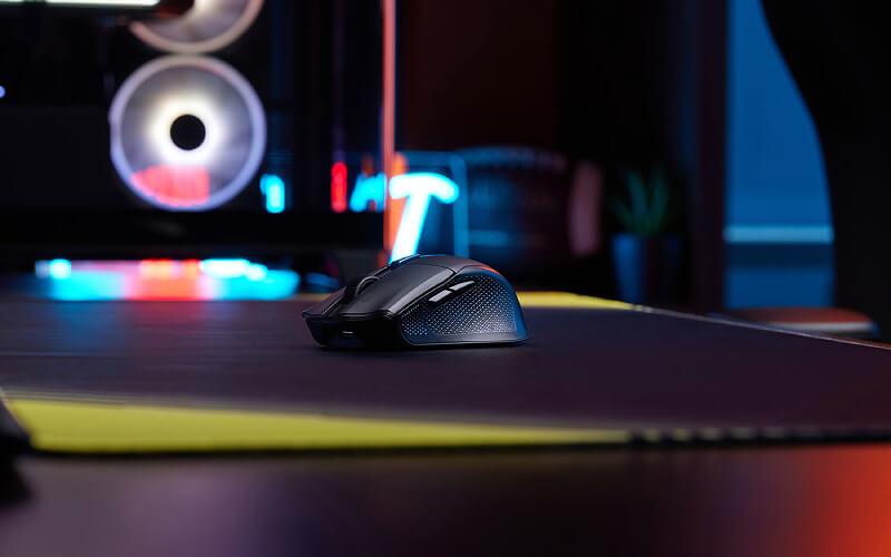 עכבר Corsair HARPOON v2 Wireless עם לחצני צד ומשטח אחיזה מחוספס