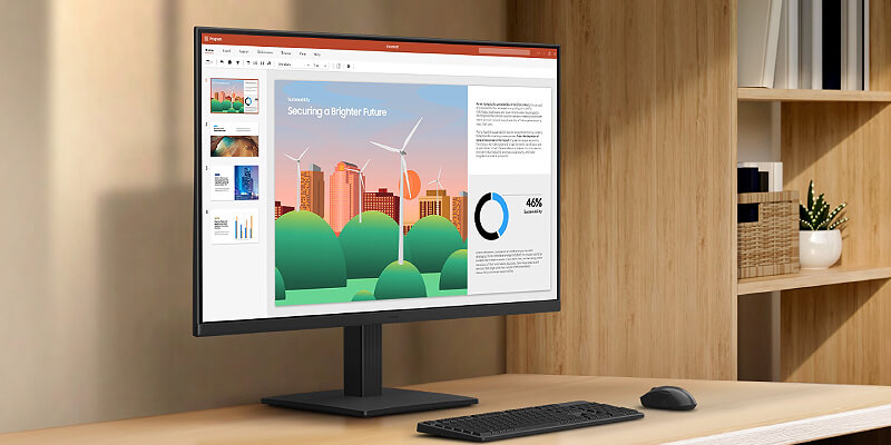 מסך Samsung Essential Monitor S3 בגודל 27 אינץ בסביבת עבודה